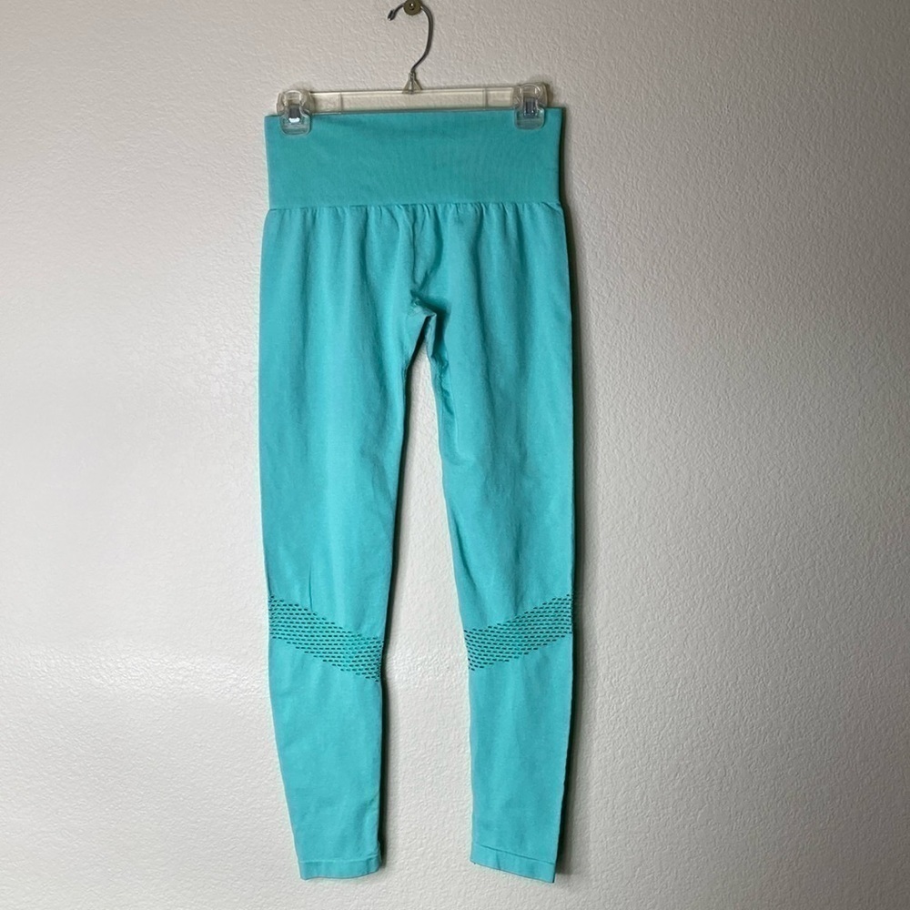 NVGTN leggings light teal women’s medium EUC